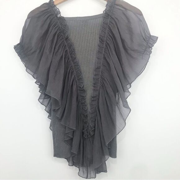Isabella Rodriguez Gray Knit Ruffle Flutter Sleeve Blouse - Picture 5 of 12